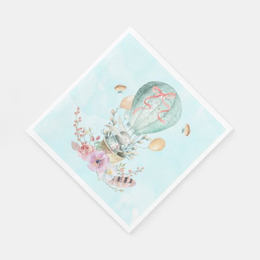 Whimsical Bunny Riding in einem Heißluftballon Serviette (Ecke)