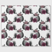 Whimsical Burgundy Bloral Skulls Gothic Wedding Geschenkpapier (Flach)