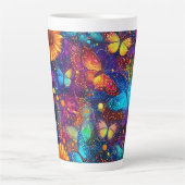 Whimsical Butterfly Dream Latte Tasse (Vorderseite)