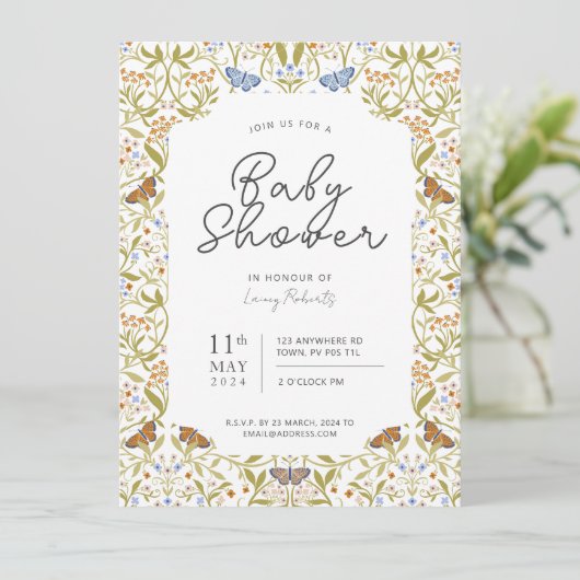 Whimsical Butterfly Enchanted Garden Baby Shower Einladung (Stehend Vorderseite)