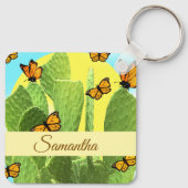Whimsical Cactus And Butterflies Schlüsselanhänger (Rückseite)