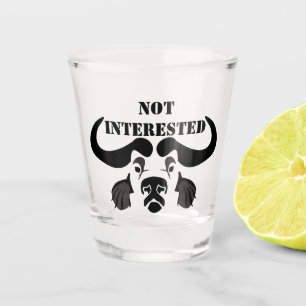 Whimsical Cape Buffalo, in schwarzer Tinte Schnapsglas