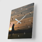 Whimsical Cat and Birds Quadratische Wanduhr (Winkel)