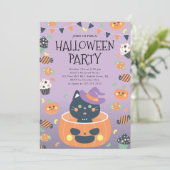 Whimsical Cat & Pumpkin Halloween Einladung (Stehend Vorderseite)