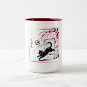 Whimsical Cherry Blossom Cat – Perfect for Sprorts Zweifarbige Tasse (Mittel)