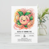 Whimsical Children's Peach Birthday Einladung (Stehend Vorderseite)