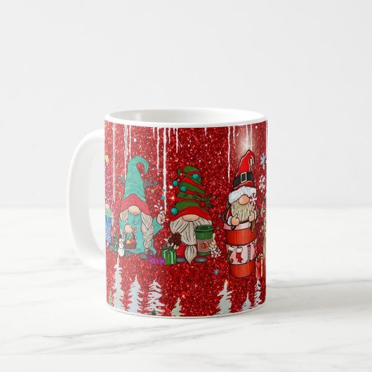 Whimsical Christmas Gnome with Festive Holiday Kaffeetasse (Vorderseite Links)
