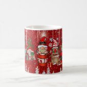 Whimsical Christmas Gnome with Festive Holiday Kaffeetasse (Mittel)