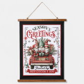 Whimsical Christmas Gnomes with Cocoa & Joy Wandteppich Mit Holzrahmen (Vorderseite)