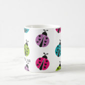 Whimsical Colorful Ladybug Personalisiert Kaffeetasse (Mittel)