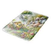Whimsical Cottage Garden Birdhouse Stream Badematte (Schrägansicht)