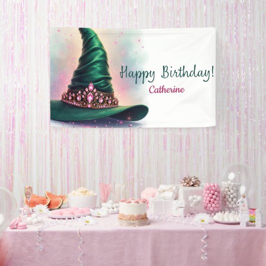 Whimsical Crown & Green Hexenhut Geburtstag Banner (Party)