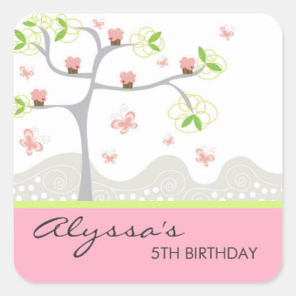 Whimsical Cupcakes Tree Butterflies Sweet Birthday Quadratischer Aufkleber