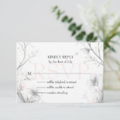 Whimsical Delicate Blush Floral Branch  RSVP Karte (Stehend Vorderseite)