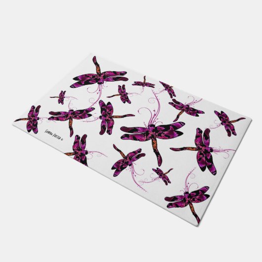 Whimsical Dragonflies Fußmatte (Schrägansicht)