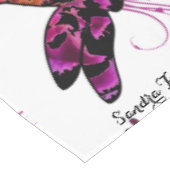 Whimsical Dragonflies Tischdecke (Schrägansicht)