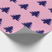 Whimsical Dunkelblaue Weihnachtsbaumen auf Light P Geschenkpapier (Ecke)