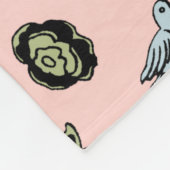 Whimsical Elf and Bird Pattern on Pink Fleecedecke (Ecke)