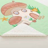 Whimsical Fairy Mushroom House Green Sherpadecke (3/4)