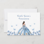 Whimsical Floral Dusty Blue Princess Quinceañera RSVP Karte (Rückseite)
