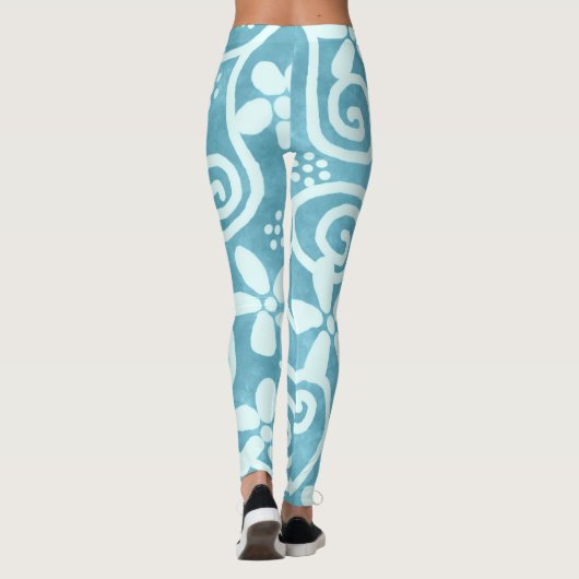 Whimsical Flowers & Swirls Blue White Pattern  Leggings (Rückseite)
