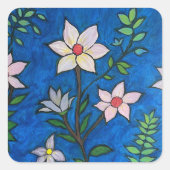 Whimsical Flowers with Blue Background Quadratischer Aufkleber (Vorderseite)