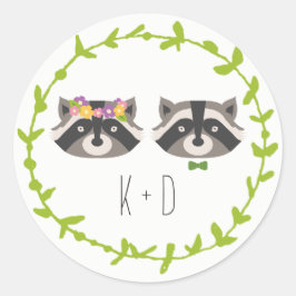 Whimsical Forest Raccoons Rustikale Hochzeit Runder Aufkleber