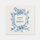 Whimsical French Blue Botanical Crest Wedding Serviette (Vorderseite)