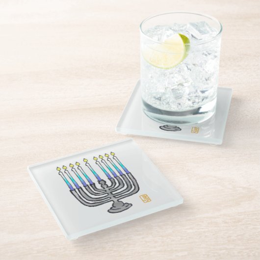 Whimsical Fully Lit Menorah Geschenk Glasuntersetzer (Schrägansicht)
