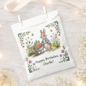 Whimsical Garden Bunny Boy Birthday Bash Geschenktütchen (Ausgeschnitten)