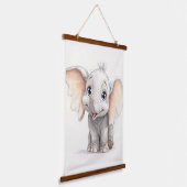 Whimsical Ghibli Inspiriert Baby Elephant Wandteppich Mit Holzrahmen (Gewinkelt)