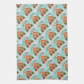 Whimsical Gingerbrett Weihnachtslandschaft im Haus Geschirrtuch (Vertikal)