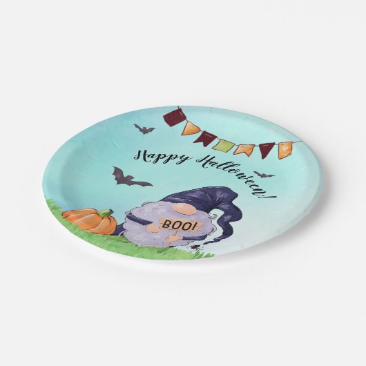 Whimsical Gnome Happy Halloween Pappteller (Schrägansicht)