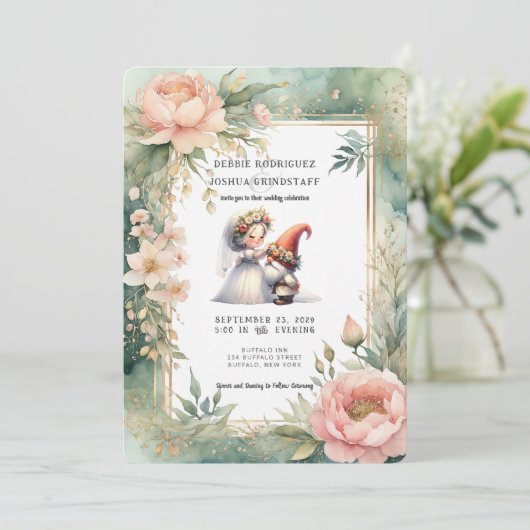 Whimsical Gnomes Fun Wedding Invitation Einladung (Stehend Vorderseite)