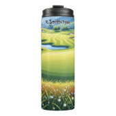 Whimsical Golfplatz Landschaft Illustration Thermosbecher (Vorderseite)