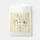 Whimsical Hand Drawn das ist mehr Brautparty Geschenktütchen (Vorderseite)