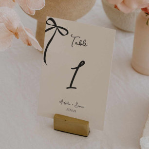 Whimsical Hand gezeichnete Bow-Hochzeitsstiftung T