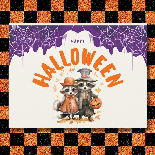 Whimsical Happy Halloween Raccoon Couple Feiertagspostkarte