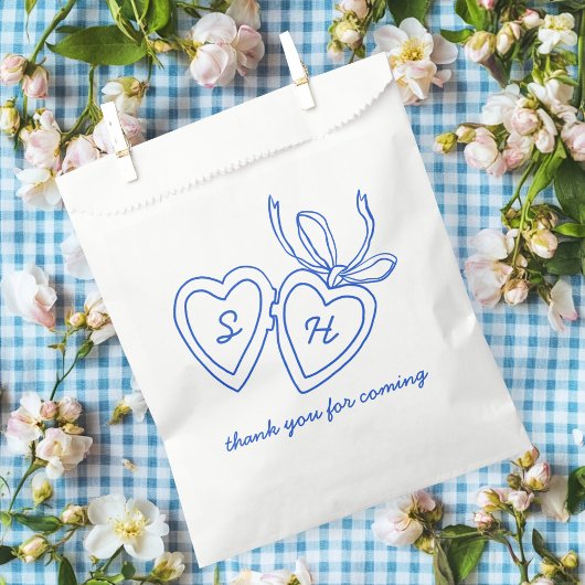 Whimsical Heart Locket Doodle Sketch Modern CUSTOM Geschenktütchen