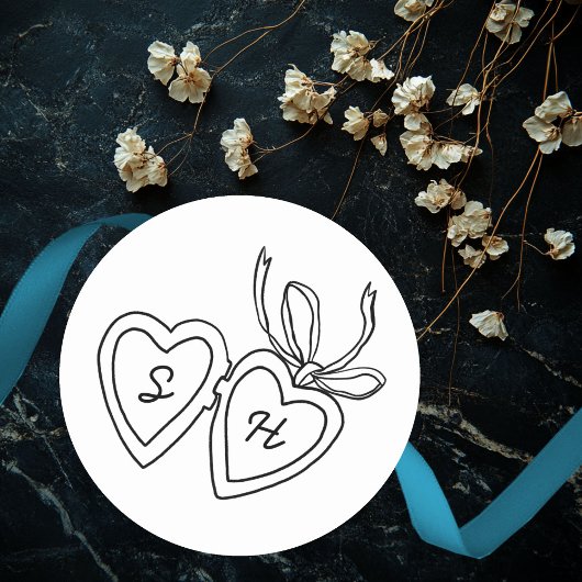 Whimsical Heart Locket Doodle Sketch Modern CUSTOM Runder Aufkleber