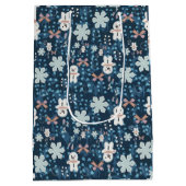 Whimsical Holiday Wrapping Paper Flat Sheet Mittlere Geschenktüte (Rückseite)