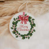 Whimsical Holly Wreath Weihnachten Geschenkanhänger