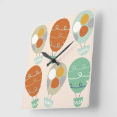 Whimsical Hot Air Ballons Quadratische Wanduhr (Winkel)