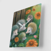 Whimsical Igel Family Picnicken im Garten Quadratische Wanduhr (Winkel)