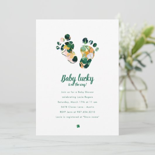 Whimsical Irish Lucky Green Kleeblatt Baby Dusche Einladung (Stehend Vorderseite)