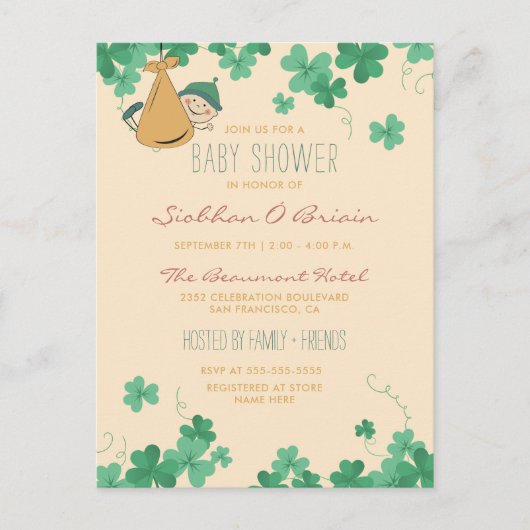 Whimsical Irish Themed Kleeblatt Babydusche Einladungspostkarte (Vorderseite)