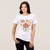 Whimsical Kitchen Scene with "Lass's Cook" Text - Tri-Blend Shirt (Vorderseite voll)