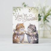 Whimsical Kitten Wedding Einladung (Stehend Vorderseite)