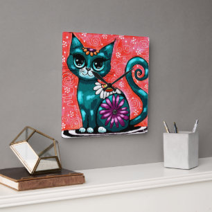 Whimsical Kitty Cat Sitzen auf Rug Floral Aquamari Quadratische Wanduhr
