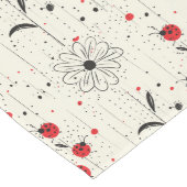 Whimsical Ladybugs and Petals Großer Tischläufer (Ecke)